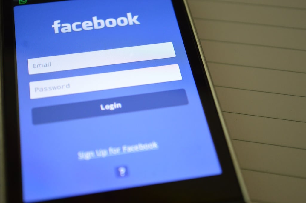 Facebook Outage: Small Businesses Must Refocus on Owned Audiences